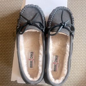 Minnetonka moccasin slipper